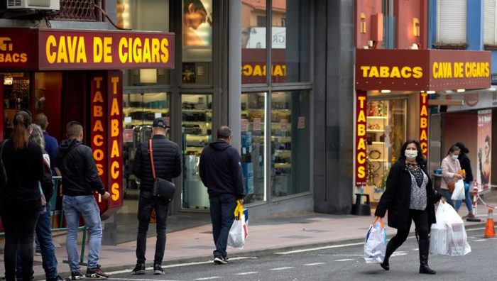Estancos situados en la frontera con Francia.